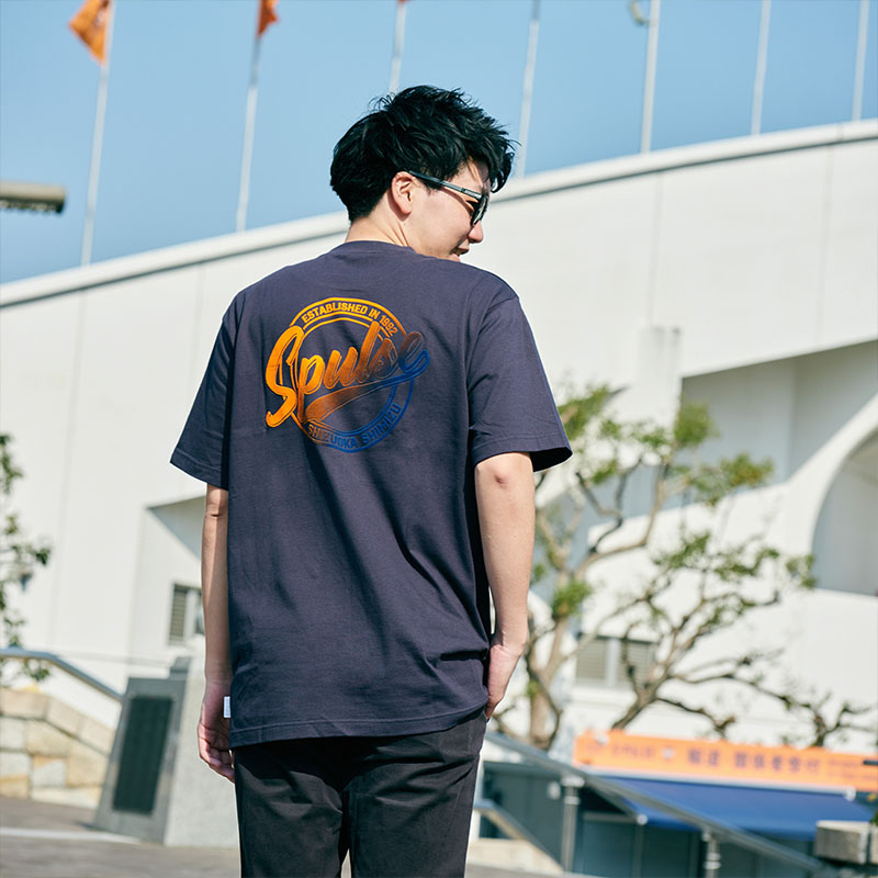 フロッキープリントTシャツ（CIRCLE LOGO）ネイビー