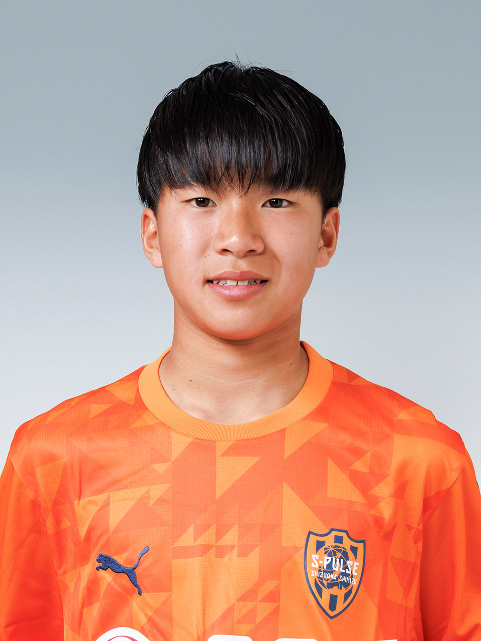 西　凰輔