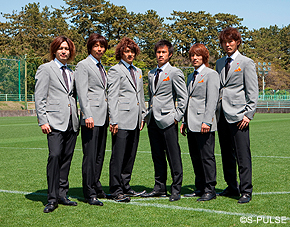 エスパルスオフィシャルスーツ(春夏用)完成 および同モデル一般販売の