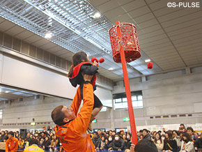 イベントレポート サポーターズサンクスデー11 フィールドイベント 清水エスパルス公式webサイト