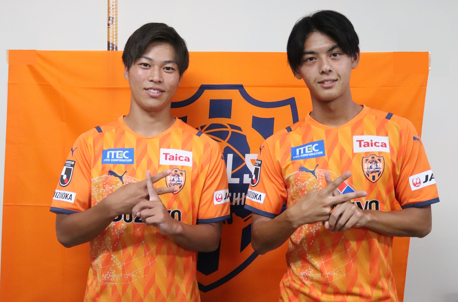 アプリ【“裏”レポート】千葉寛汰＆菊地脩太 加入内定会見 | 清水