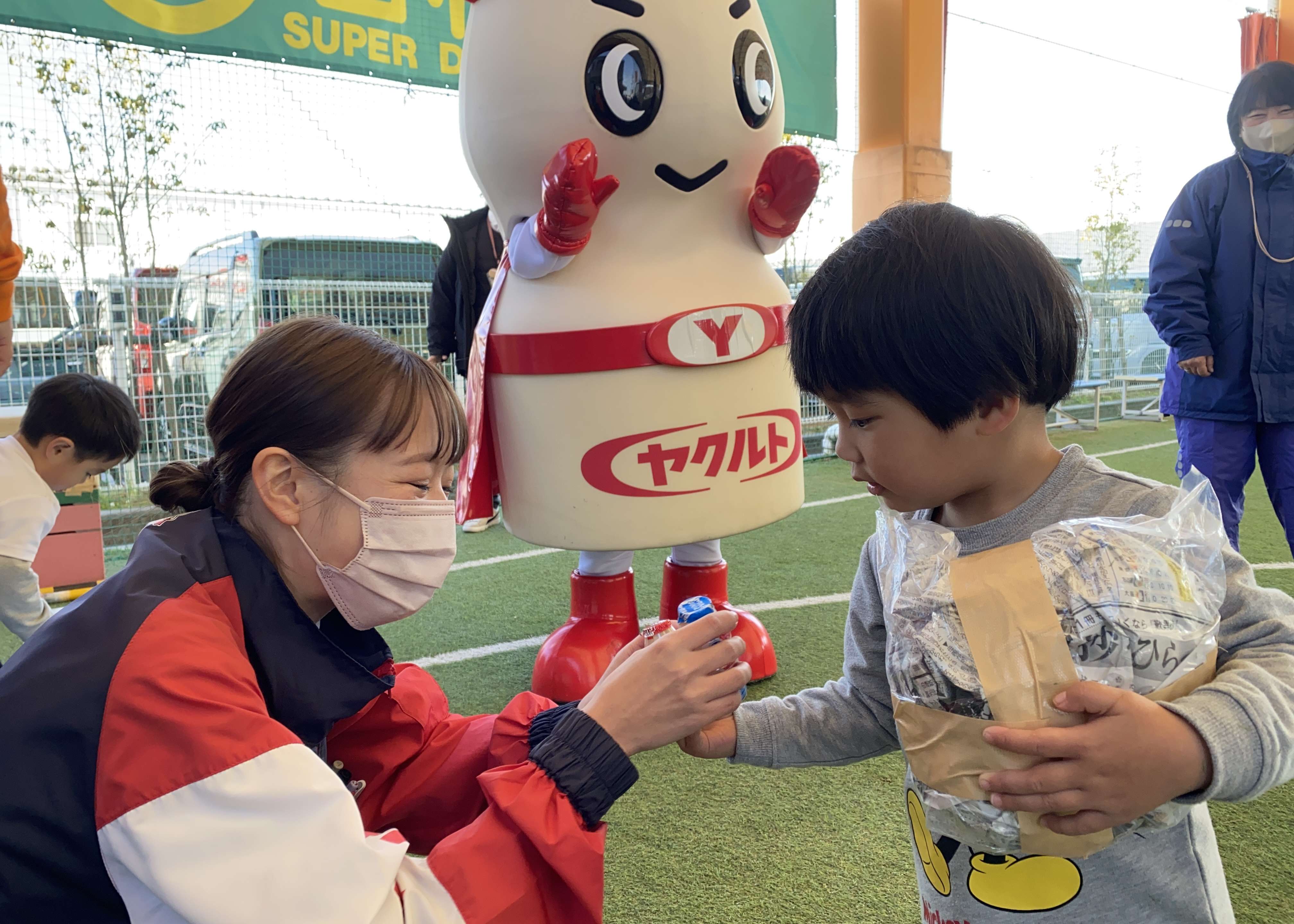 イベントレポート 参加者募集 Sdgｓ健康増進プログラム 静岡市 Presents 親子でチャレンジ運動教室 Supported By ヤクルト 開催 清水エスパルス公式webサイト