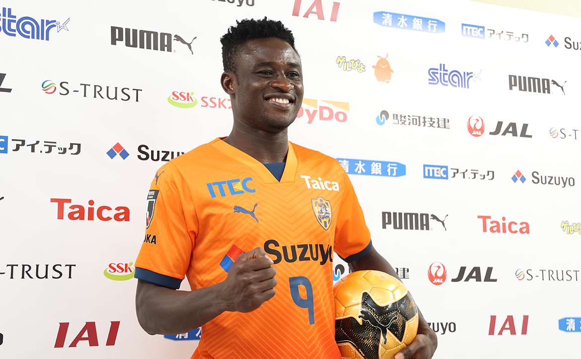 【アブドゥル アジズ ヤクブ選手 新加入記者会見】会見レポート 清水エスパルス公式WEBサイト