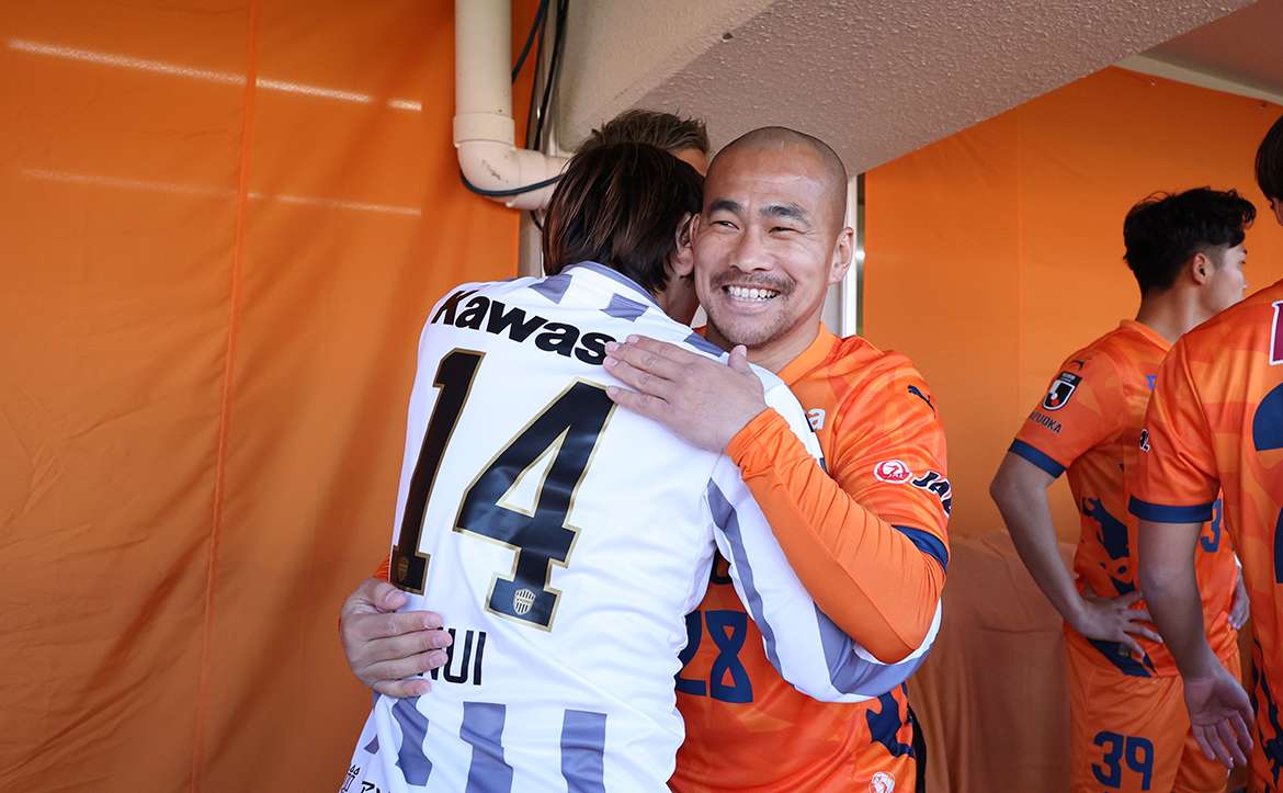 取材メモvol.11】 #吉田豊 「約束のユニフォーム交換。乾貴士は