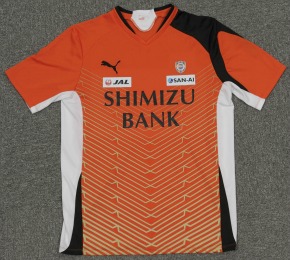 人気ブランドの 選手着用モデル『PUMA公式試合用・練習用ウェア』 発売開始の ウェア