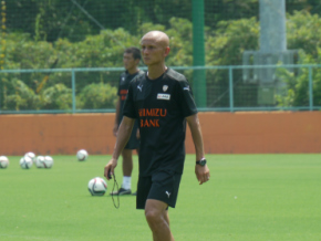 練習レポート 田坂和昭監督代行 始動 清水エスパルス公式webサイト