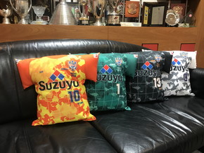 受付は4 2 日 まで 清水エスパルス 17ユニフォーム型クッション 予約受付開始のお知らせ 清水エスパルス公式webサイト 受付は4 2 日 まで 清水エスパルス 17ユニフォーム型クッション 予約受付開始のお知らせ 清水エスパルス公式webサイト