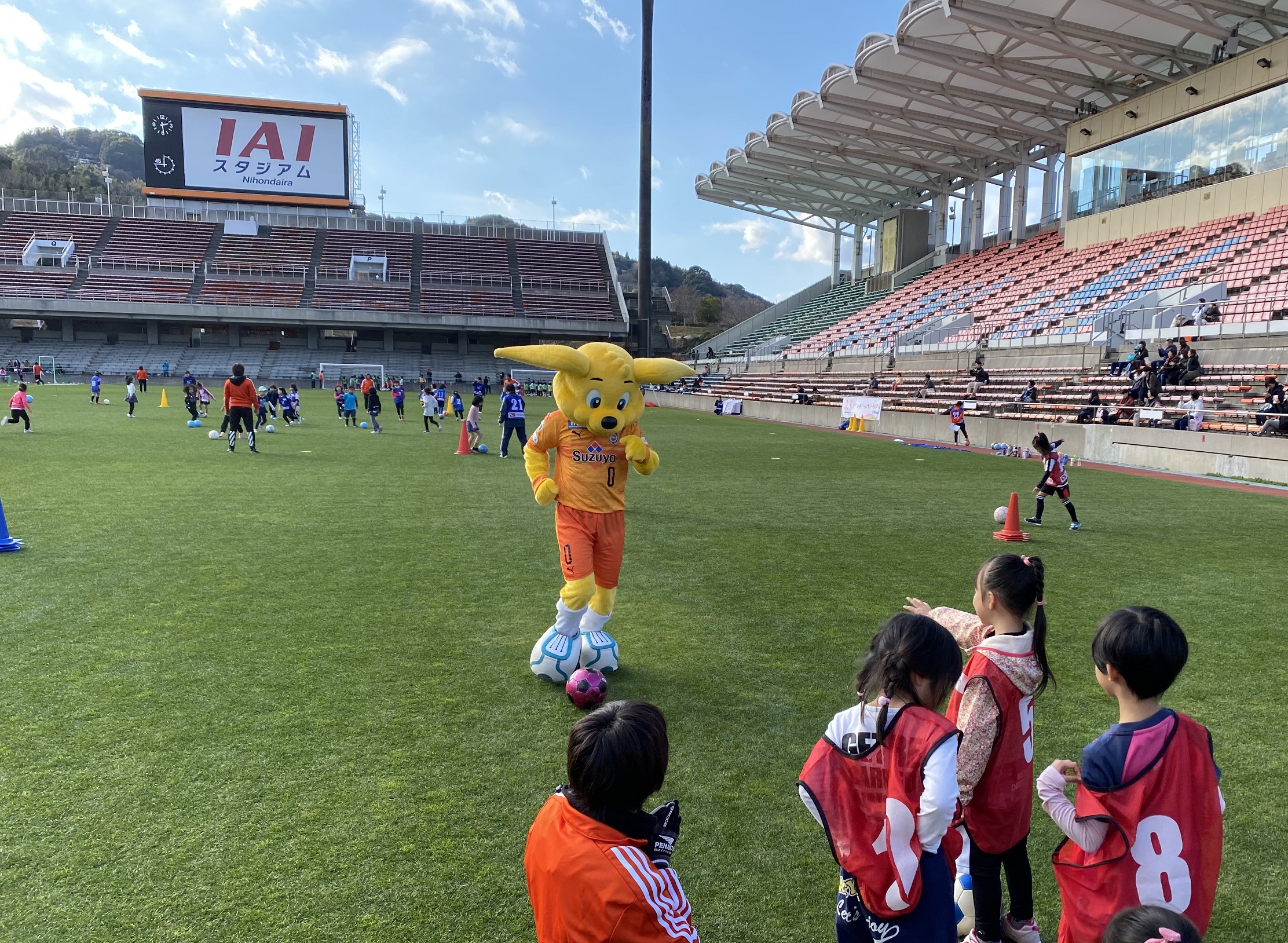 イベントレポート パルちゃんが キッズサッカーフェスティバル Jfaなでしこひろばat清水ガールズサッカーパーティー に参加 清水エスパルス公式webサイト イベントレポート パルちゃんが キッズサッカーフェスティバル Jfaなでしこひろばat清水ガールズサッカーパーティー に参加 清水エスパルス公式webサイト
