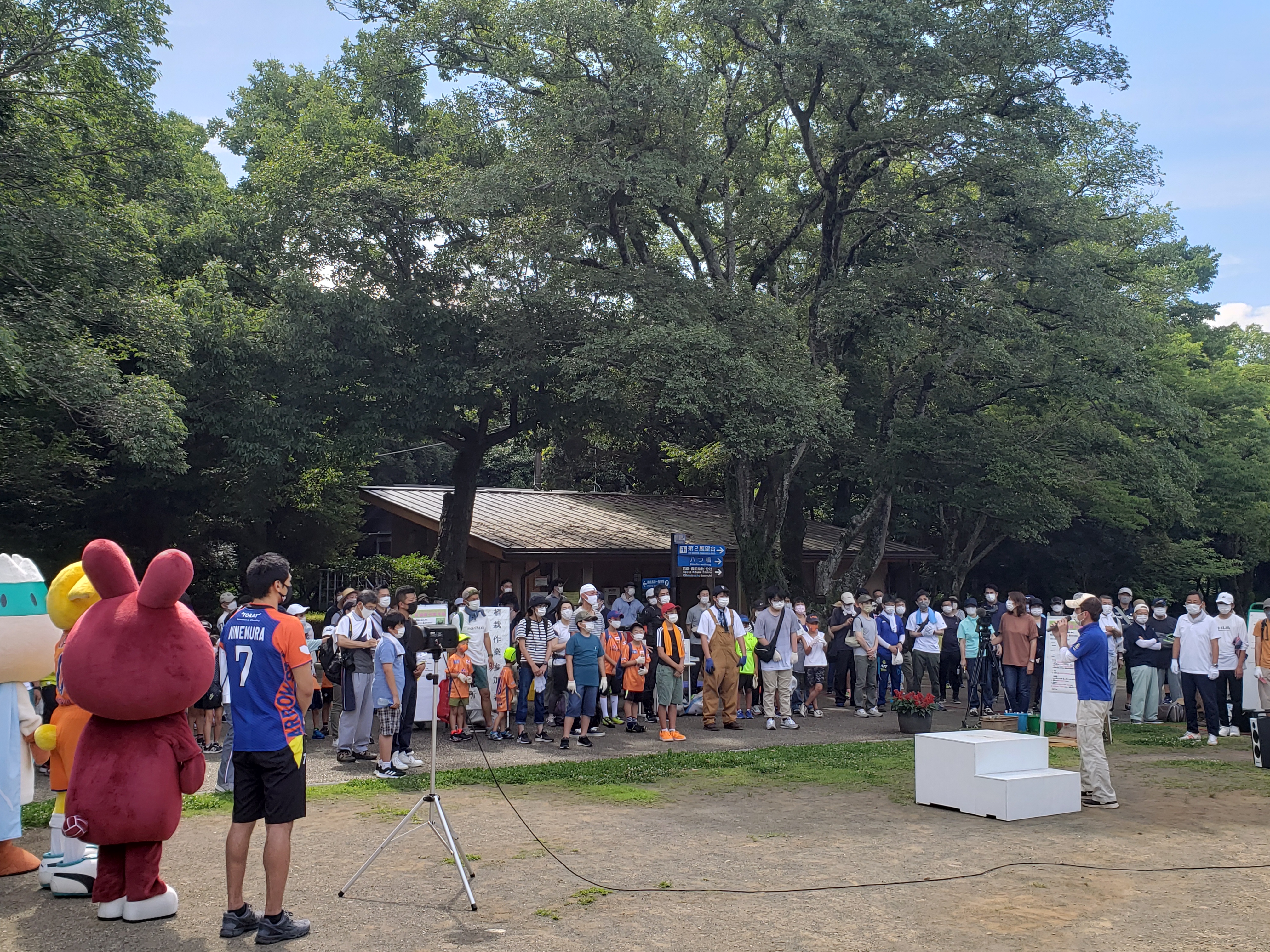 イベントレポート】 清水町 柿田川公園芝生広場 芝生植栽作業にパル