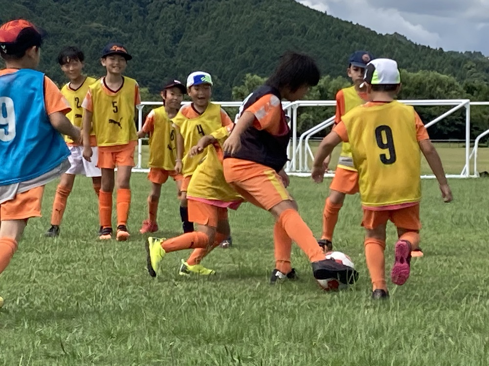 イベントレポート 8月10日 11日 スペシャルスクール を実施 島田市大井川緑地公園 横井サッカーグラウンド 藤枝エリアニュース 清水エスパルス公式webサイト